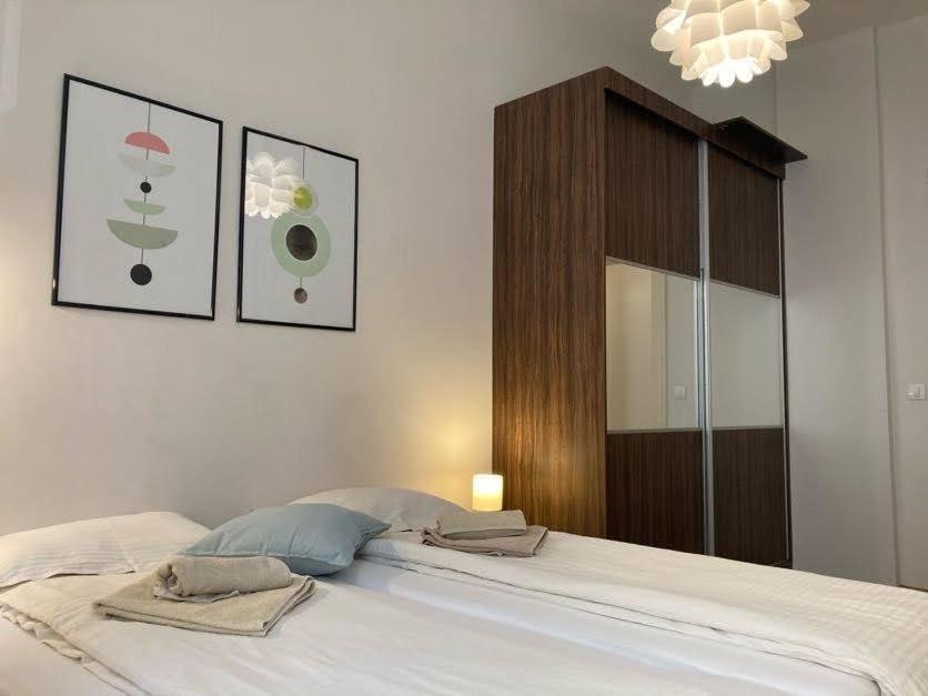 City Break Apartments Chic And Luxury Beograd Bagian luar foto