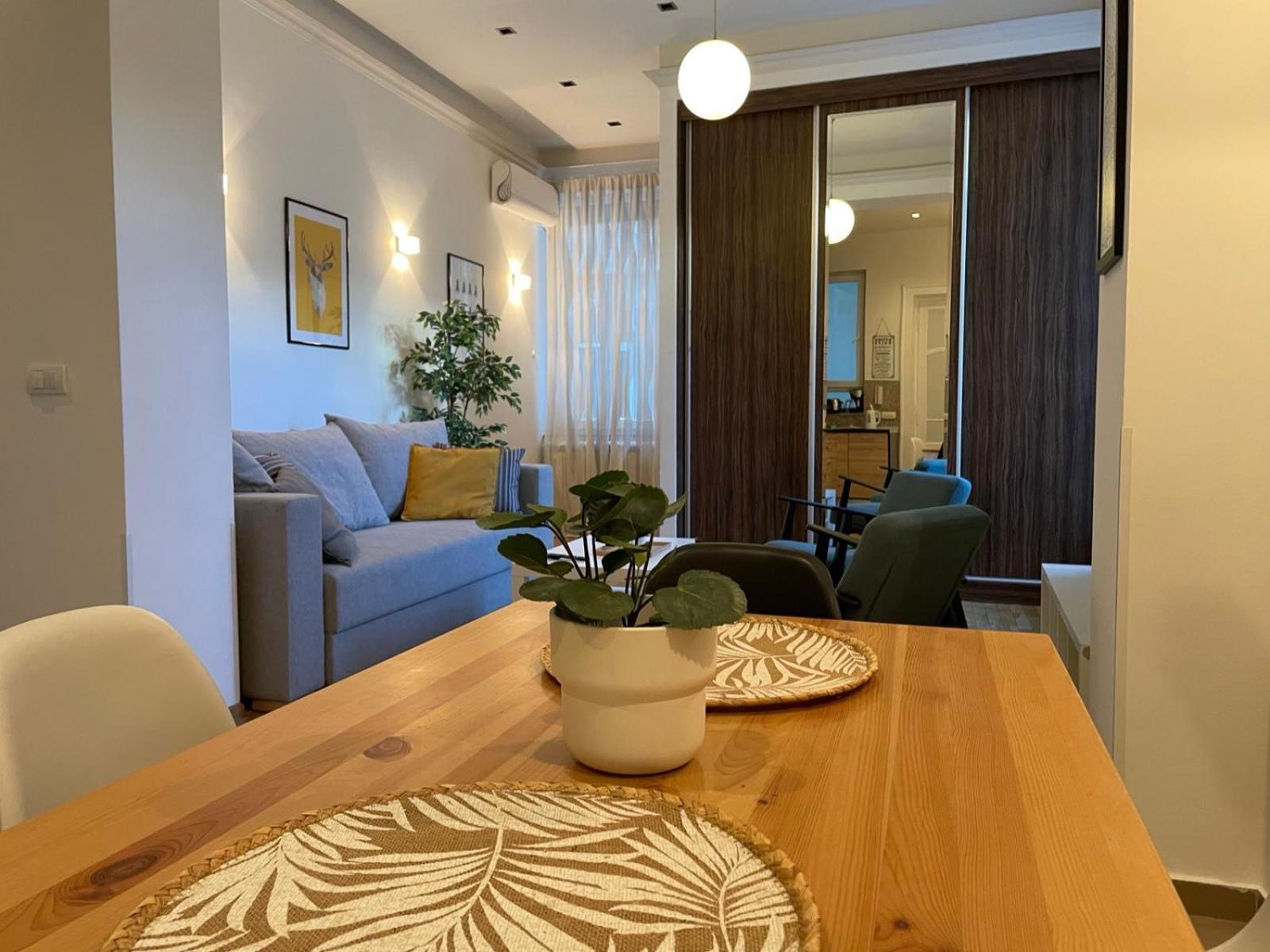 City Break Apartments Chic And Luxury Beograd Bagian luar foto