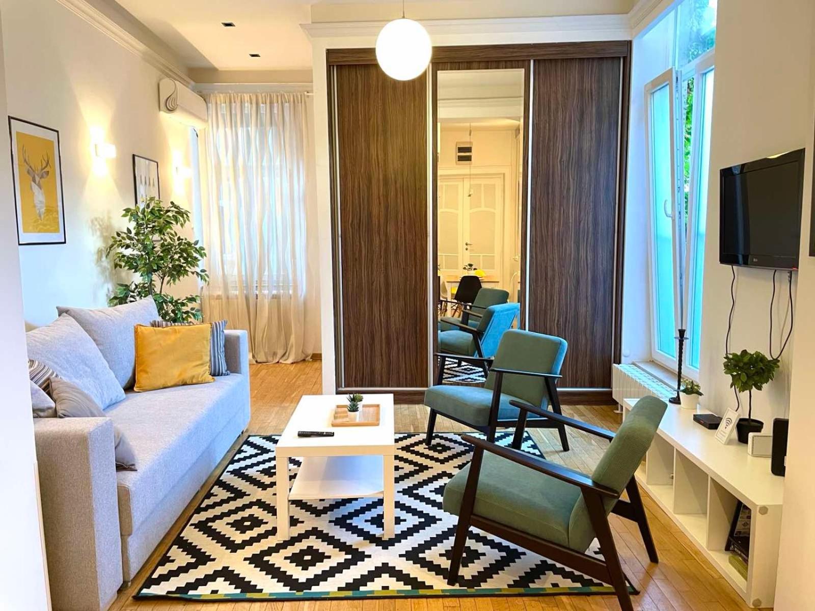 City Break Apartments Chic And Luxury Beograd Bagian luar foto