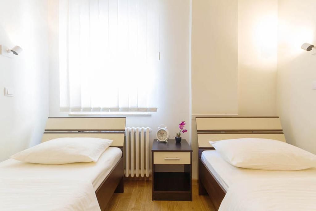 City Break Apartments Chic And Luxury Beograd Bagian luar foto
